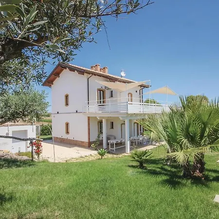 Holiday home Casello 12 *